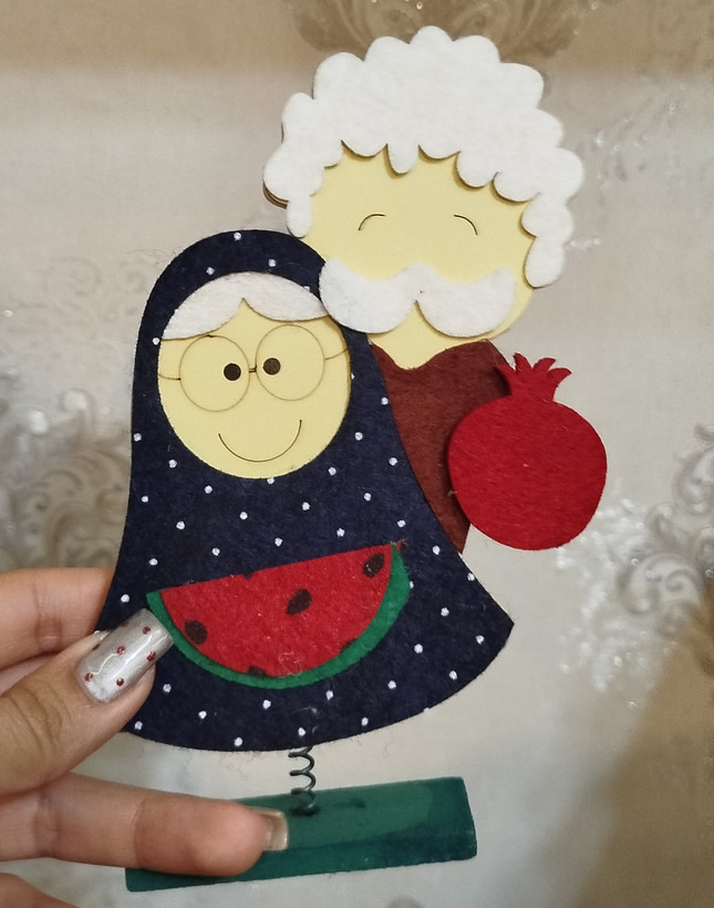 گیفت یلدایی پایه دار کد n88